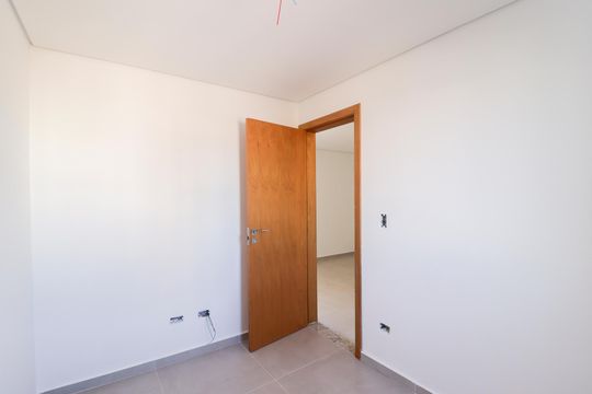 Quarto 2 de apartamento à venda com 2 quartos, 53m² em Vila Mazzei, São Paulo