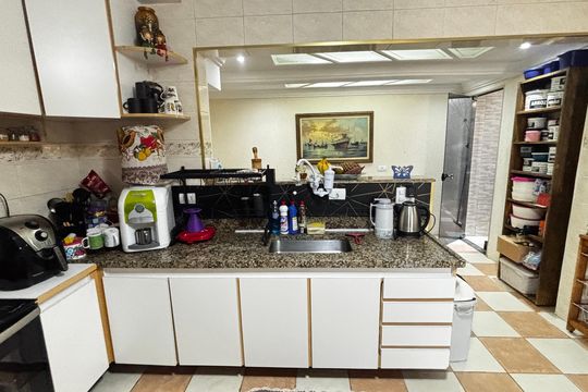 Cozinha de casa à venda com 2 quartos, 150m² em Parque Novo Oratório, Santo André