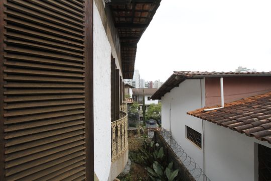 Vista de casa à venda com 5 quartos, 454m² em Luxemburgo, Belo Horizonte