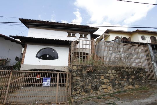 Fachada de casa à venda com 5 quartos, 454m² em Luxemburgo, Belo Horizonte