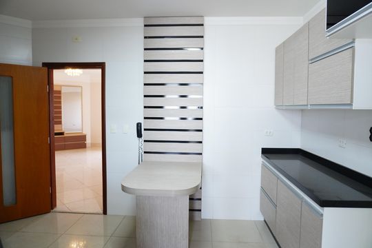 Cozinha de apartamento para alugar com 4 quartos, 156m² em Centro, Americana