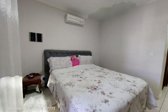 Casa à venda com 3 quartos, 150m² em Penha de França, São Paulo