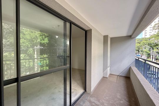 Sacada  de kitnet/studio à venda com 1 quarto, 35m² em Cidade Monções, São Paulo