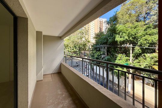 Sacada  de kitnet/studio à venda com 1 quarto, 35m² em Cidade Monções, São Paulo