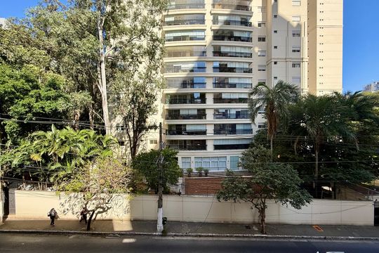 Vista  de kitnet/studio à venda com 1 quarto, 27m² em Cidade Monções, São Paulo