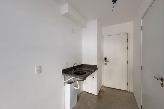 Cozinha  de kitnet/studio à venda com 1 quarto, 22m² em Cidade Monções, São Paulo