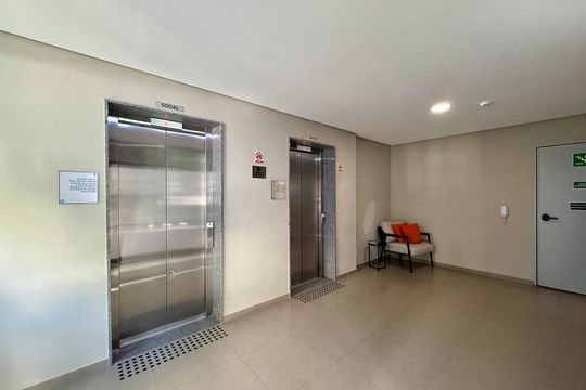 Hall Social  Bloco  de kitnet/studio à venda com 1 quarto, 22m² em Cidade Monções, São Paulo