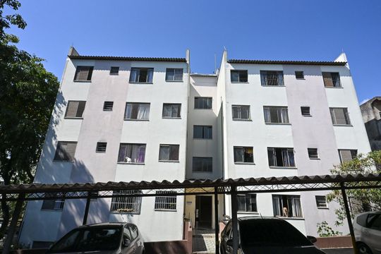 Fachada de apartamento para alugar com 2 quartos, 52m² em Jardim Eledy, São Paulo