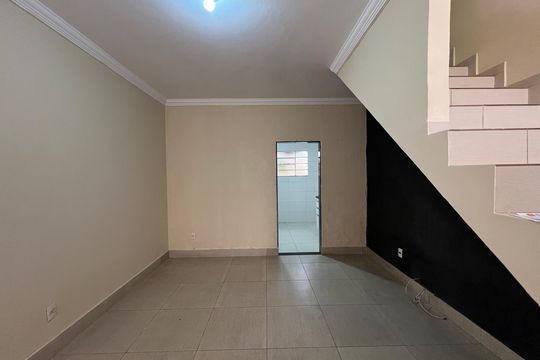 Sala de casa à venda com 2 quartos, 59m² em Ouro Preto, Belo Horizonte