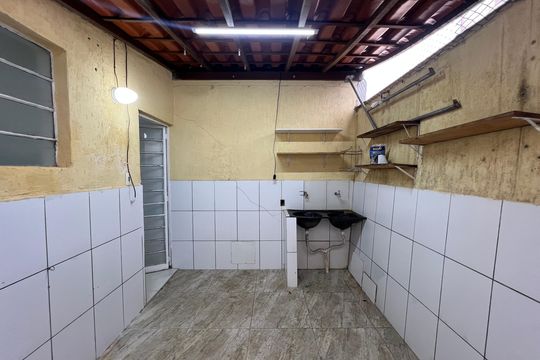 Área Privativa de casa à venda com 2 quartos, 59m² em Ouro Preto, Belo Horizonte