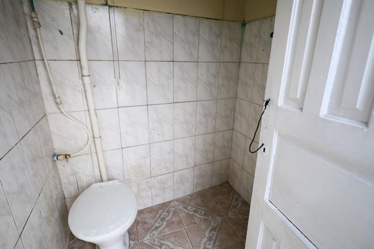 Banheiro de casa para alugar com 1 quarto, 80m² em Jardim Bela Vista, Osasco
