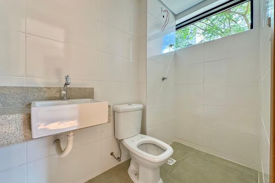 Suíte - Banheiro de apartamento à venda com 2 quartos, 65m² em Anchieta, Belo Horizonte