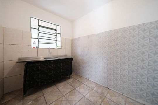 Cozinha  de casa para alugar com 1 quarto, 51m² em Cangaiba, São Paulo