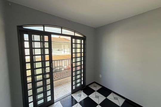 Casa para alugar com 3 quartos, 140m² em Qr 2, Brasília
