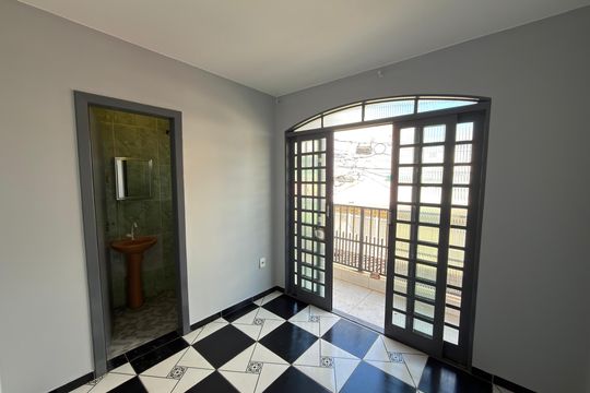 Casa para alugar com 3 quartos, 140m² em Qr 2, Brasília