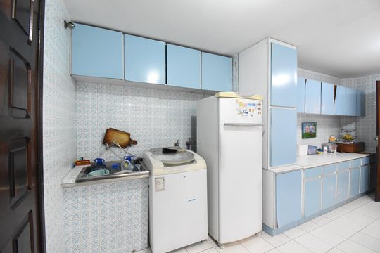 Cozinha de casa de condomínio à venda com 3 quartos, 250m² em Centro, Curitiba