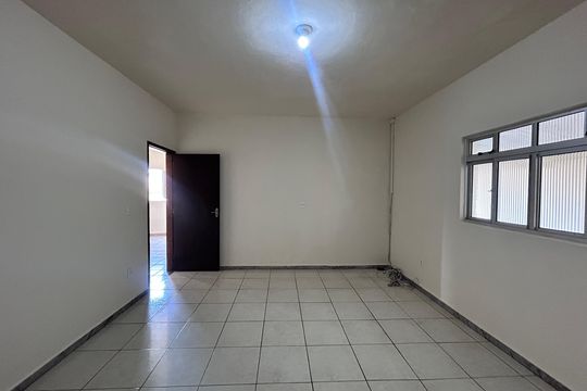 Quarto 2 de casa para alugar com 3 quartos, 100m² em Jardim Laguna, Contagem