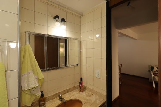 Banheiro de apartamento para alugar com 2 quartos, 69m² em Vila Floresta, Santo André