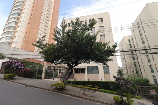 Fachada de apartamento para alugar com 2 quartos, 69m² em Vila Floresta, Santo André