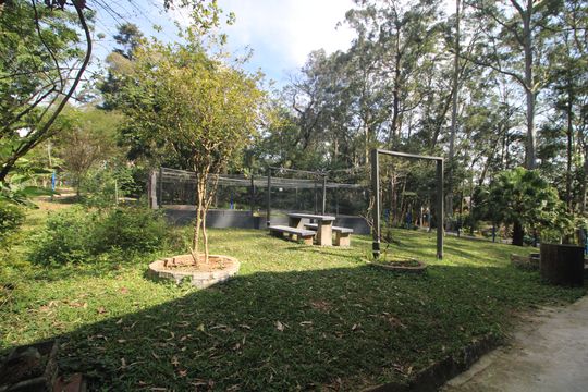 Área comum Jardim de casa de condomínio à venda com 2 quartos, 173m² em Jardim Guanhembu, São Paulo