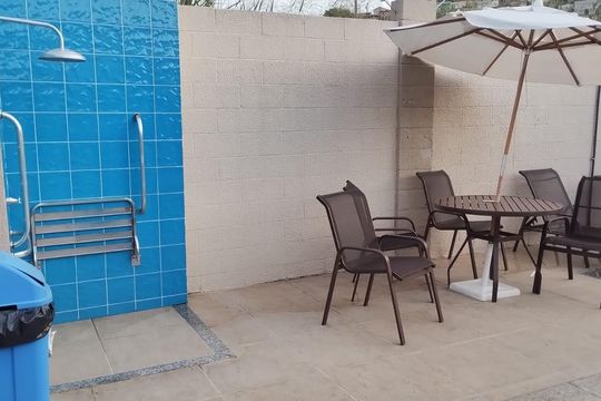 Área externa de apartamento para alugar com 2 quartos, 50m² em Industrial, Juiz de Fora