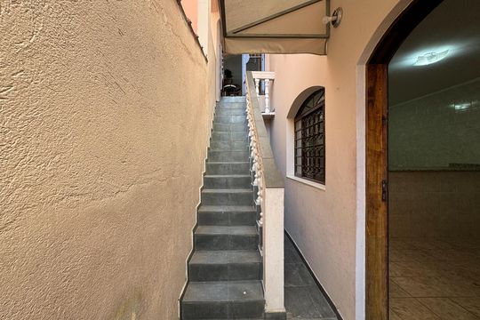 Quintal de casa para alugar com 2 quartos, 80m² em Nova Petrópolis, São Bernardo do Campo