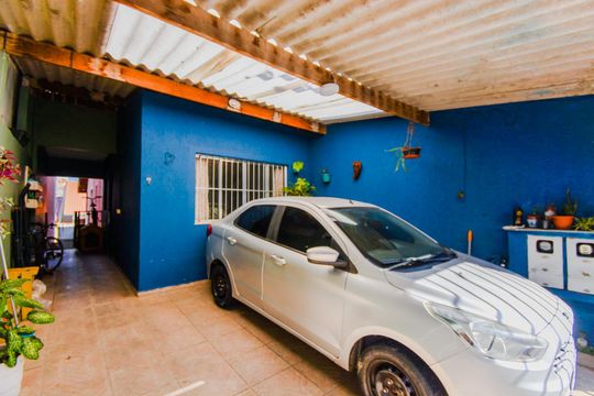 Garagem de casa à venda com 2 quartos, 200m² em Jardim Santa Cecilia, Guarulhos