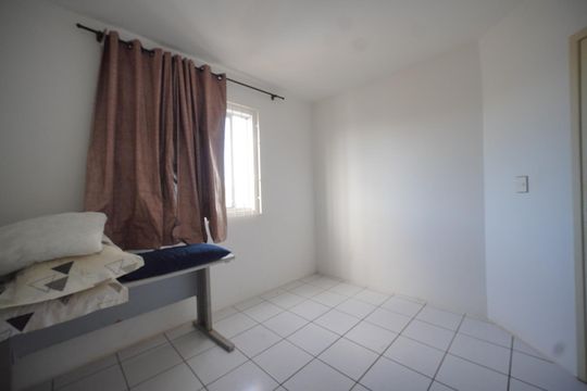 Quarto 2 de apartamento para alugar com 2 quartos, 50m² em Serraria, São José