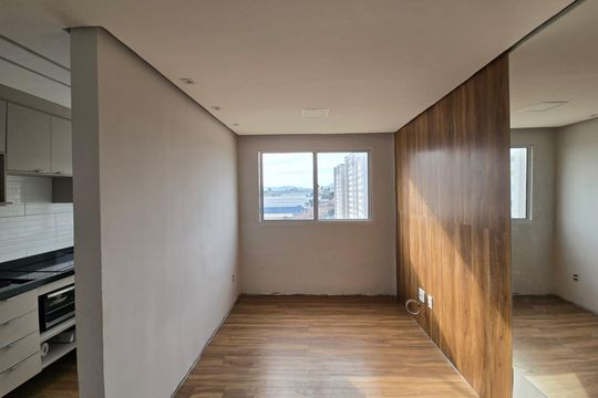 Sala  de apartamento para alugar com 2 quartos, 44m² em Vila Nova Bonsucesso, Guarulhos