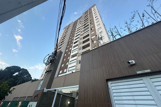 Fachada de apartamento para alugar com 2 quartos, 59m² em Votupoca, Barueri
