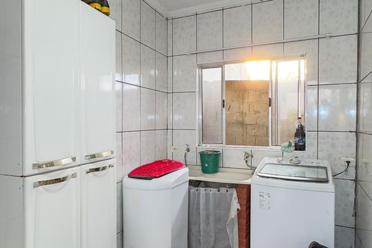 Área de Serviço de casa para alugar com 3 quartos, 240m² em Balneário Dom Carlos, São Paulo