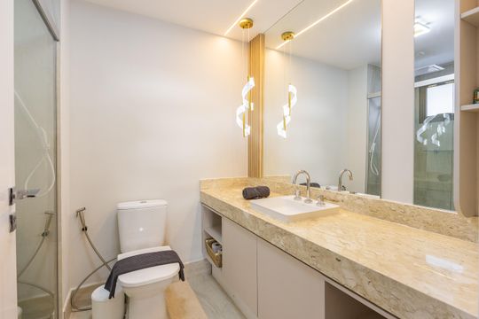 Banheiro de apartamento para alugar com 1 quarto, 37m² em Pompeia, São Paulo