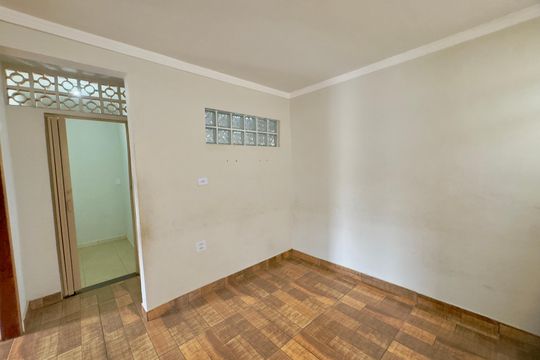 Sala casa 1 de casa à venda com 5 quartos, 155m² em Jardim Palmira, Guarulhos