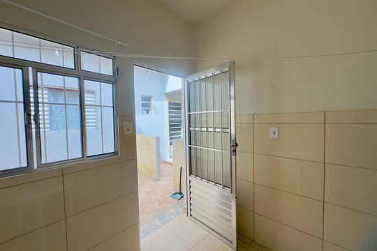 Área de Serviço casa 1 de casa à venda com 5 quartos, 155m² em Jardim Palmira, Guarulhos