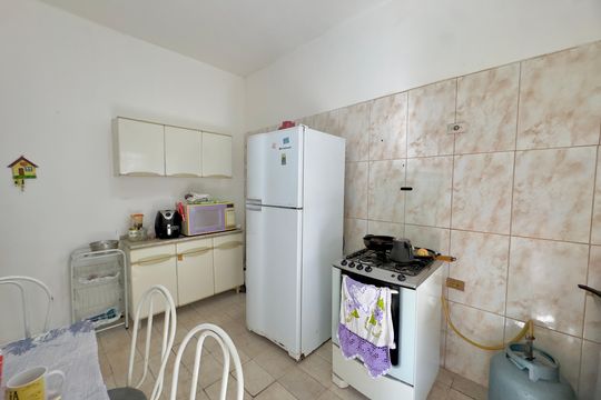 Cozinha casa 2 de casa à venda com 5 quartos, 155m² em Jardim Palmira, Guarulhos
