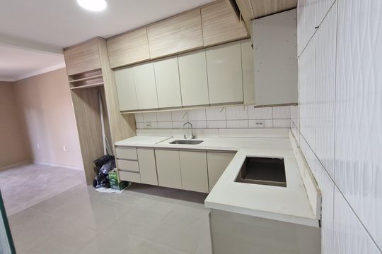 Cozinha de casa para alugar com 2 quartos, 70m² em Cabral, Nilópolis