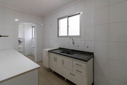 Cozinha de apartamento à venda com 2 quartos, 70m² em Jardim Guarulhos, Guarulhos