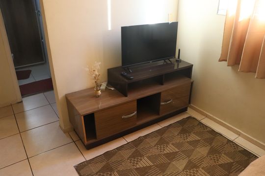 Sala de apartamento para alugar com 2 quartos, 50m² em Parque Rodoviária, Campos dos Goytacazes