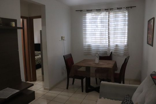 Apartamento para alugar com 2 quartos, 50m² em Parque dos Rodoviários, Campos dos Goytacazes