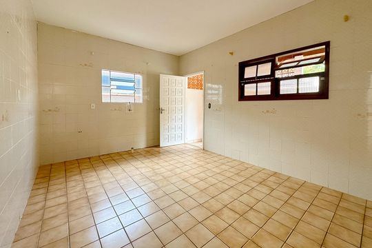 Cozinha de casa para alugar com 3 quartos, 110m² em Ratones, Florianópolis