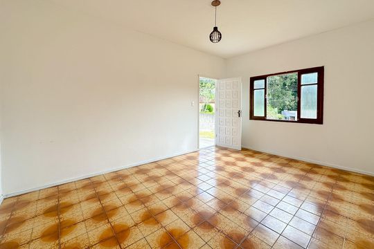 Sala de casa para alugar com 3 quartos, 110m² em Ratones, Florianópolis