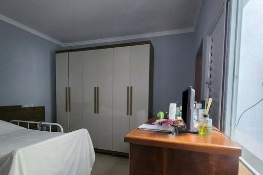 Quarto de apartamento à venda com 3 quartos, 72m² em Glória, Porto Alegre