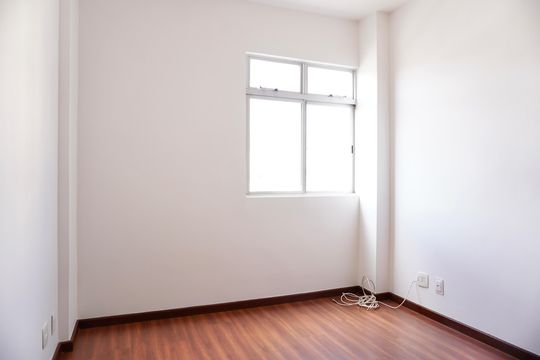 Quarto 3 de apartamento para alugar com 3 quartos, 71m² em Santa Efigênia, Belo Horizonte