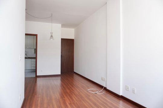 Sala  de apartamento para alugar com 3 quartos, 71m² em Santa Efigênia, Belo Horizonte