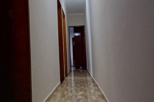 Corredor de casa à venda com 3 quartos, 80m² em Vila Elze, São Paulo