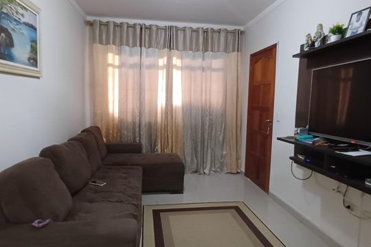 Casa à venda com 3 quartos, 80m² em Vila Elze, São Paulo