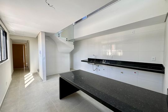 Apartamento à venda com 2 quartos, 100m² em Anchieta, Belo Horizonte