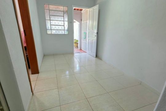 Casa à venda com 2 quartos, 357m² em Jardim Guanabara, Campinas