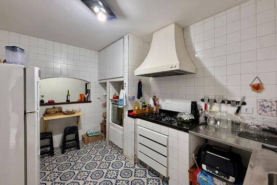 Cozinha  de casa para alugar com 2 quartos, 250m² em Jardim Promissao, São Paulo