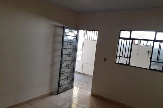 Casa para alugar com 2 quartos, 52m² em Goiânia, Belo Horizonte